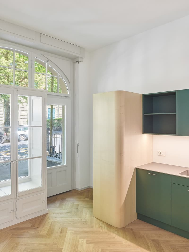 4.5-Zimmerwohnung im Erdgeschoss mit 110 m2 im beliebten "Breitsch" (2)