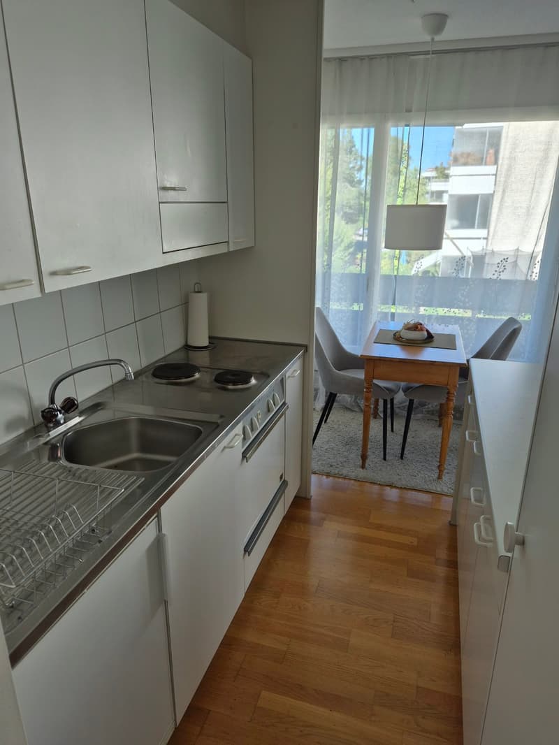 Helle 1.5-Zimmer-Wohnung mit Balkon an der Breichtenstrasse 11 in 3074 Muri b. Bern (9)