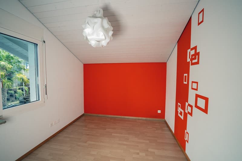 Modernes 5.5-Zimmer-Einfamilienhaus mit Pool und Traumaussicht in Wohlen (16)