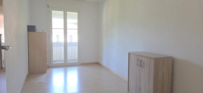 Gepflegte 5.5-Zimmer-Wohnung mit Balkon und schöner Aussicht in Zurzach-Böbikon (7)