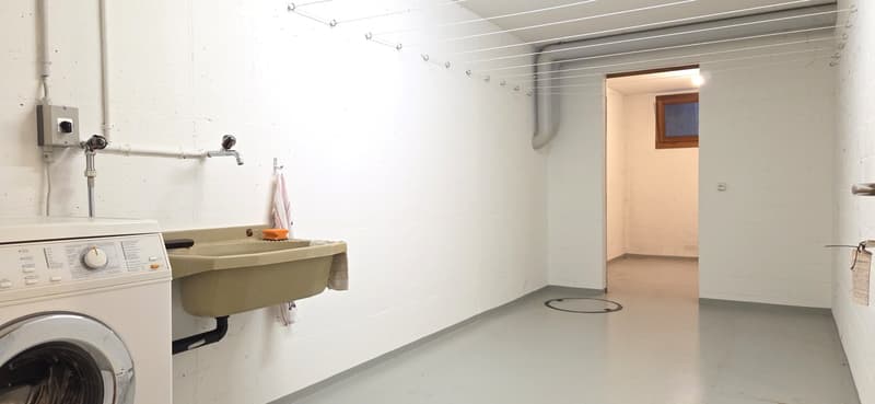 Charmante 4.5-Zimmer-Wohnung mit Garten und Kamin in Muhen (13)
