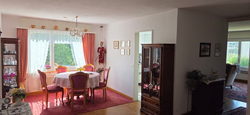 Charmante 5.5-Zimmer-Wohnung im 1. OG in Hunzenschwil (3)