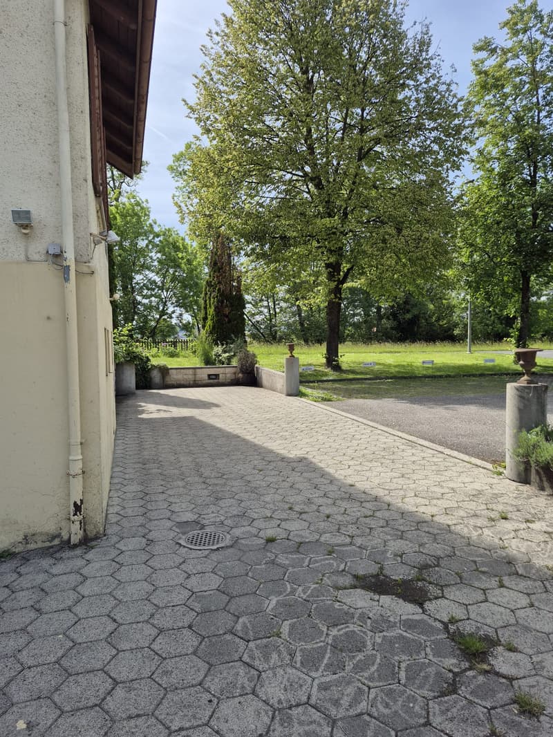 Charmantes 5-Zimmer-Einfamilienhaus zur Miete in Muhen (16)