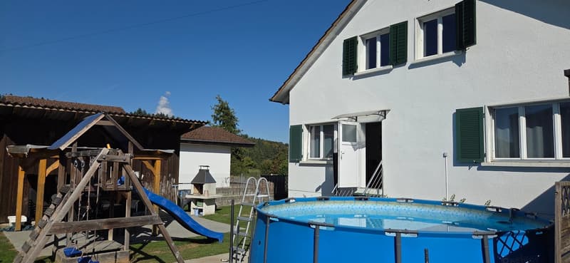 gepflegtes Einfamilienhaus mit grossem Garten in Holziken (21)