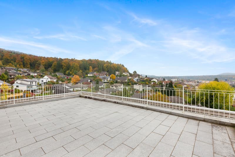 Riesige Terrassenflächen mit exklusiver Panoramasicht