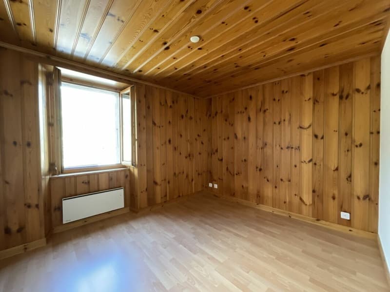 Appartement de 2.5 pièces à vendre dans le village de Liddes (16)