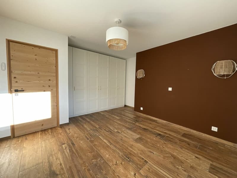 Appartement de 5.5 pièces dans le Bourg Médiéval de Saillon (16)