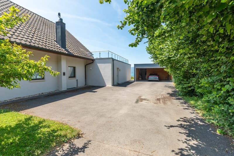 Une vue de rêve - spacieuse villa familiale face au lac de Neuchâtel (5)