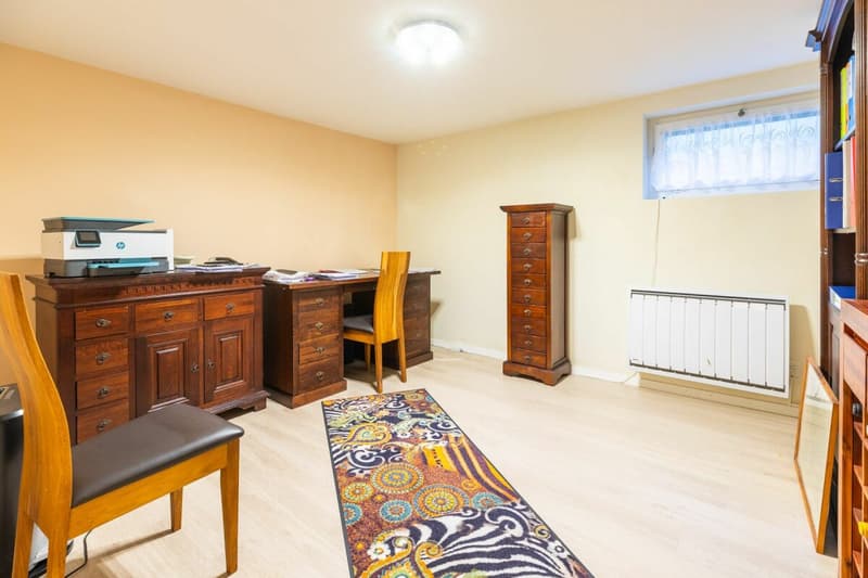 Une vue de rêve - spacieuse villa familiale face au lac de Neuchâtel (23)