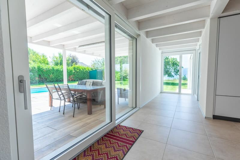 Une vue de rêve - spacieuse villa familiale face au lac de Neuchâtel (16)