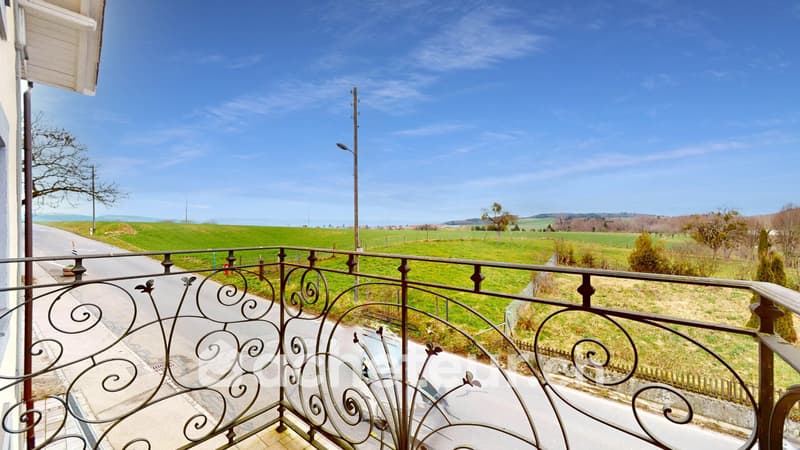 Vue sur la campagne - parcelle annexe de 466 m² appartenant à la propriété (zone agricole)