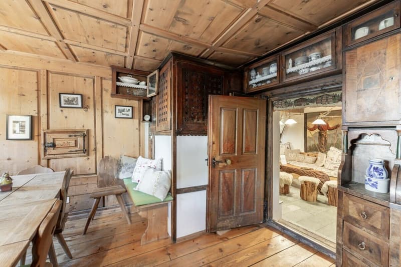 Engadinerhaus mit ursprünglichem Charme im Herzen von Sent (4)