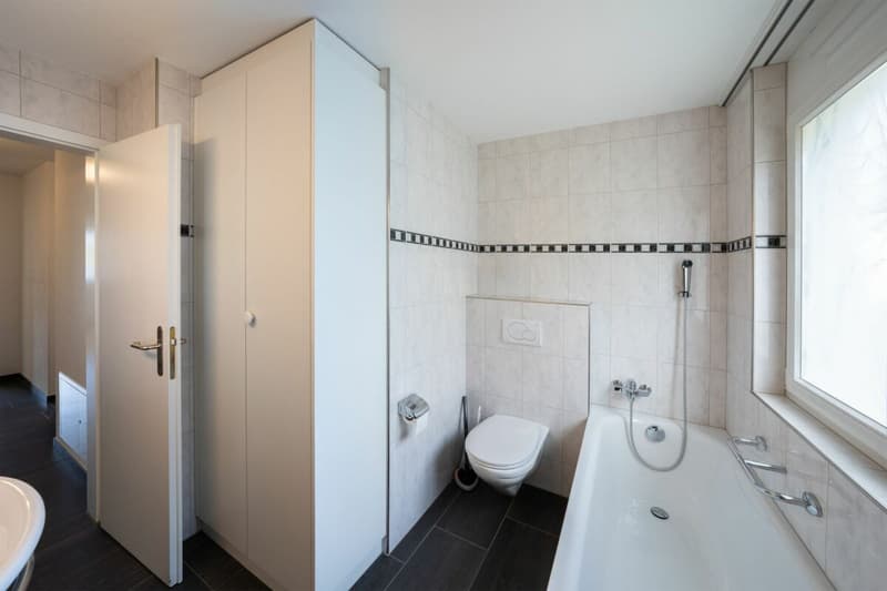 Appartement lumineux avec grand balcon et salle de loisirs dans un quartier familial (10)