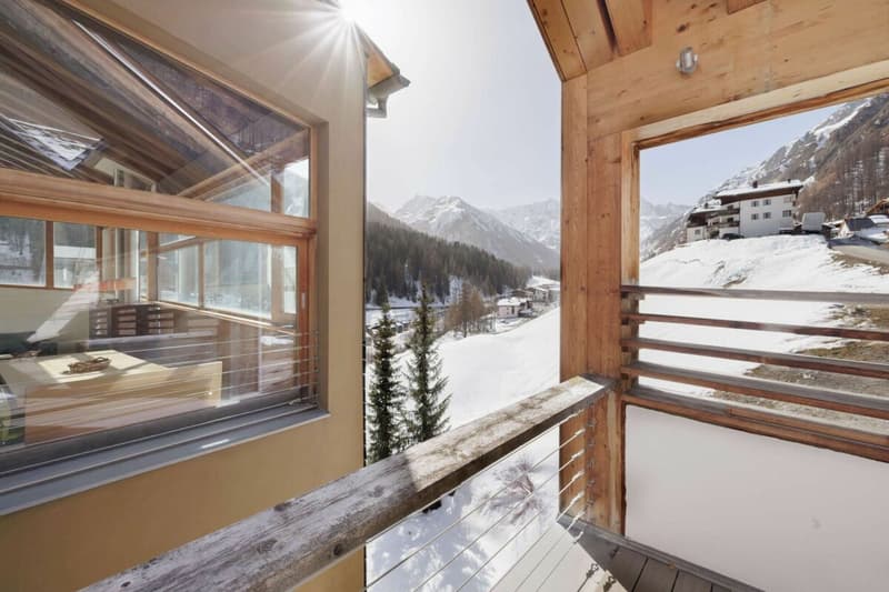 Grosszügige Maisonette-Ferienwohnung beim Skigebiet Samnaun / Ischgl mit grosser Terrasse (3)
