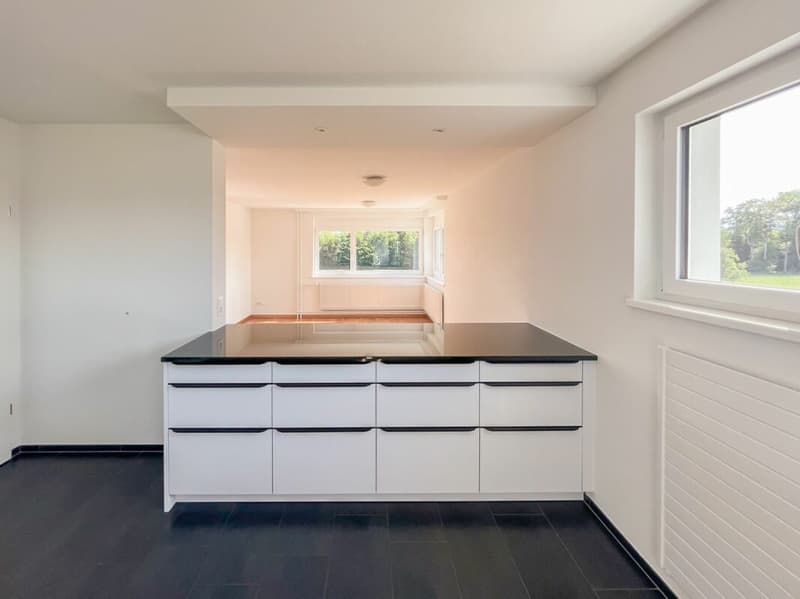 Helle Wohnung im Grünen mit grossem Balkon (6)