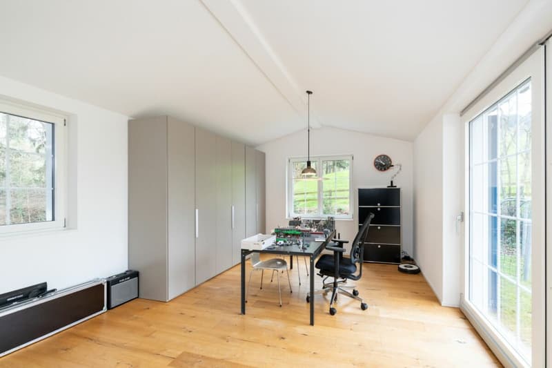 Wunderschönes, modern ausgebautes  Einfamilienhaus mit absoluter Privatsphäre und Seesicht (9)