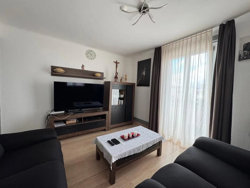 Charmant appartement 4 pièces avec balcon (5)