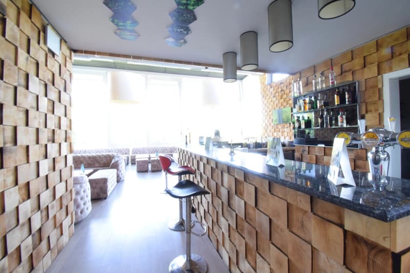 À louer : Restaurant entièrement équipé - Rossens (FR) (2)