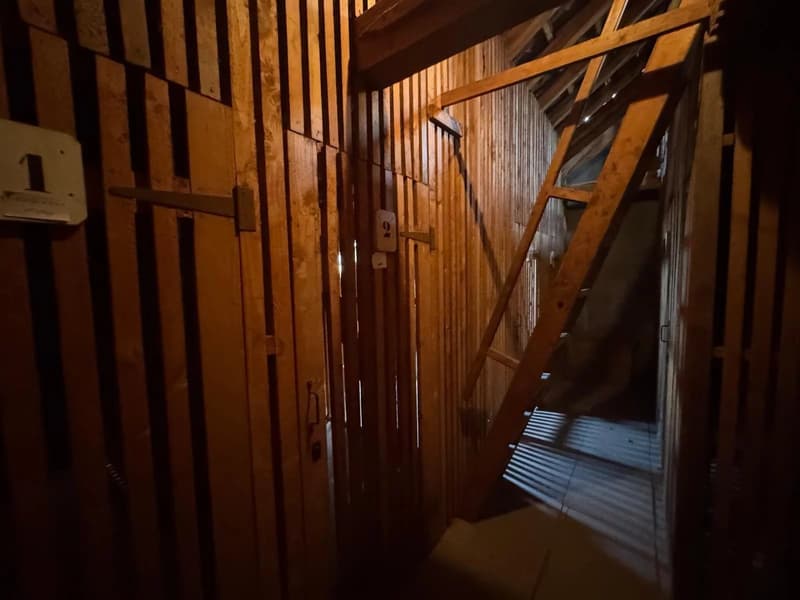 À vendre ? Combles 69 m² à Bulle avec potentiel 3,5?p unique (2)