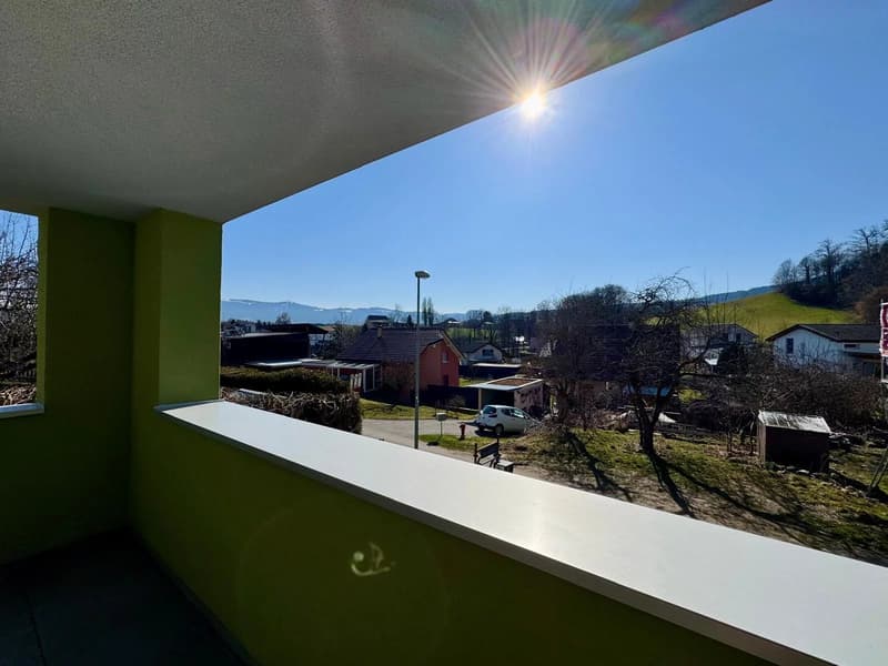 A LOUER ? Superbe appartement avec encadrement de 2.5 pièces de 63 m² ? lumineux, avec ascenseur et sans seuil (8)