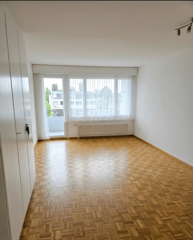 Helle 3-Zimmerwohnung mit Balkon in Lyss zu vermieten (3)