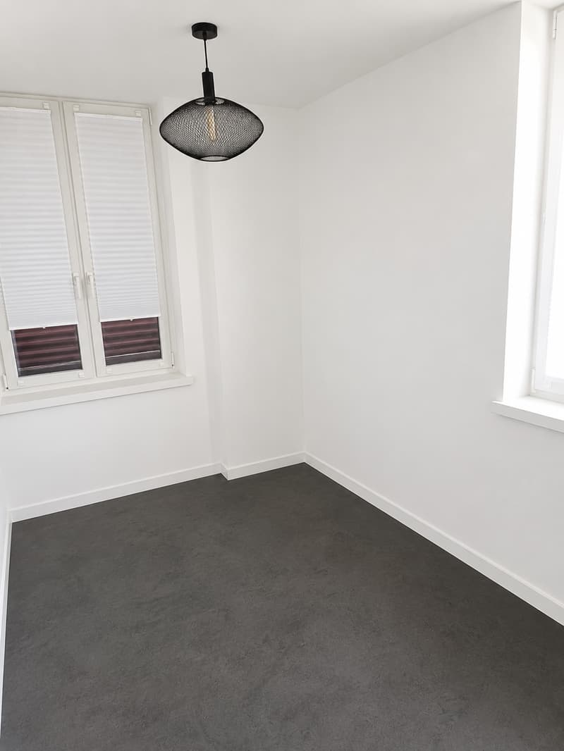 Grosszügige 5-Zimmer-Maisonettewohnung mit Garten und traumhafter Seesicht (9)