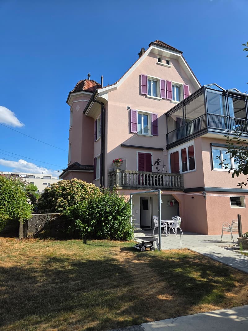 Grosszügige 5-Zimmer-Maisonettewohnung mit Garten und traumhafter Seesicht (28)