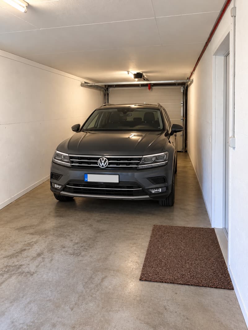 Grosszügiges Einfamilienhaus mit Wintergarten und Garten in Brügg zu vermieten (23)
