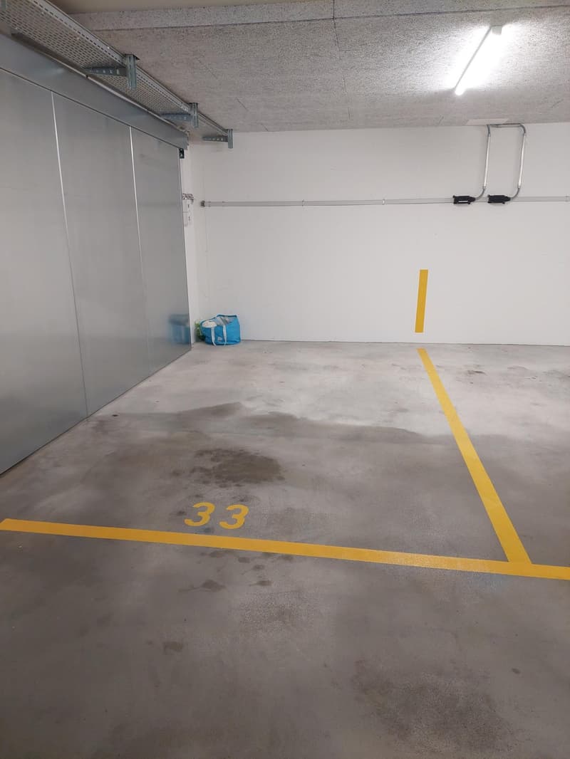 Tiefgaragenplatz an zentraler Lage (3)