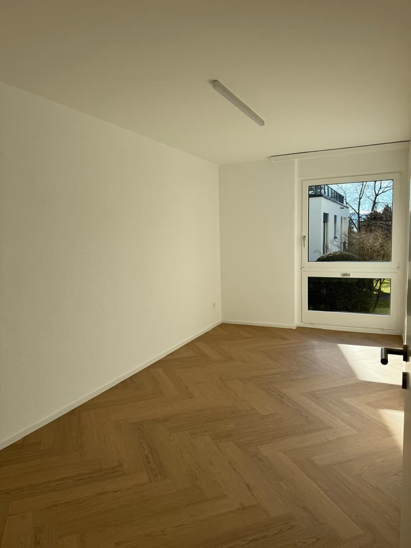 Stilvoll und hochwertig renovierte Gartenwohnung an ruhiger Lage (6)