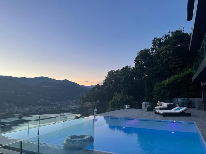 Lussuoso Appartamento Duplex, vista lago 180 gradi con Inifity Pool (13)