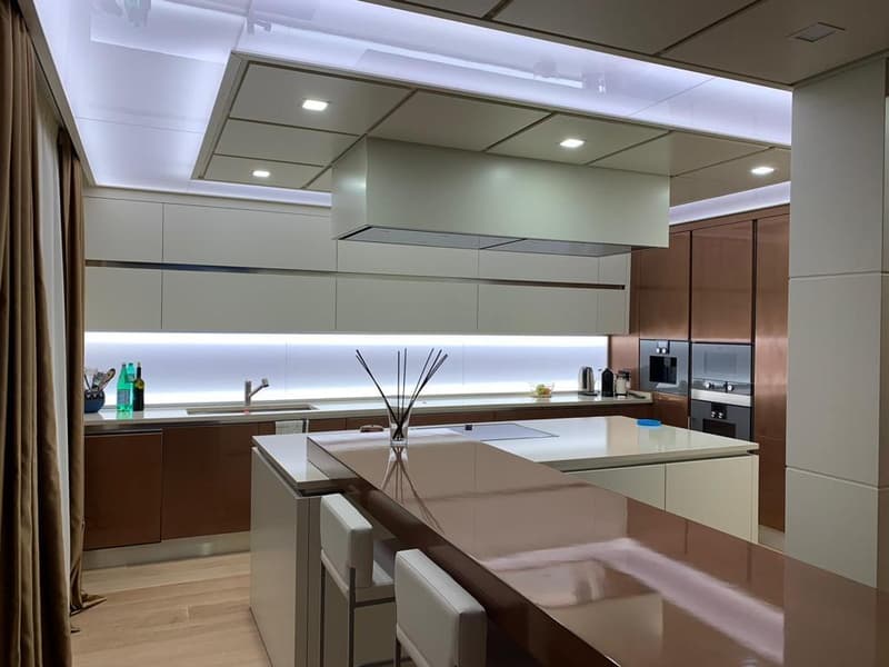 Lussuoso Appartamento Duplex, vista lago 180 gradi con Inifity Pool (3)