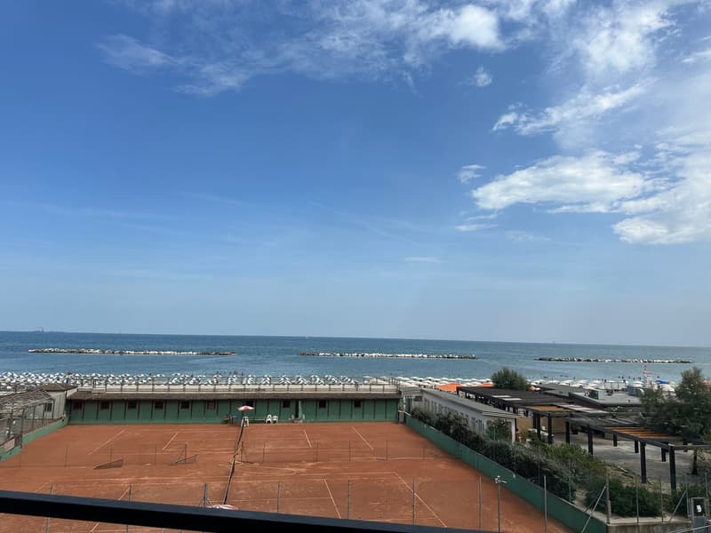 Grazioso appartamento Vista Mare con ACCESSO DIRETTO ALLA SPIAGGIA (2)