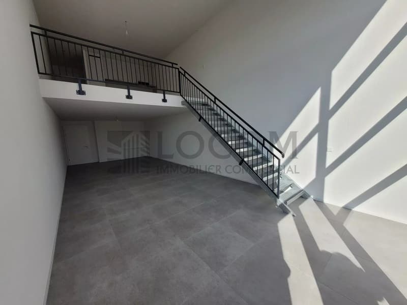 Duplex commercial neuf et aménagé (11)
