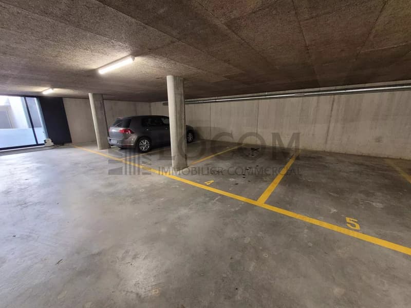 Duplex commercial neuf et aménagé (10)