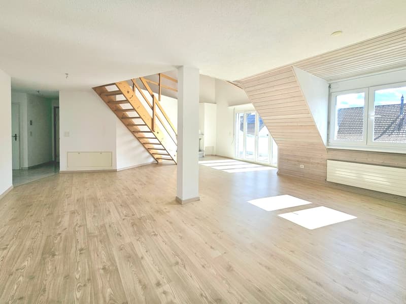 schöne 5.5 - Zimmer Maisonettewohnung (8)