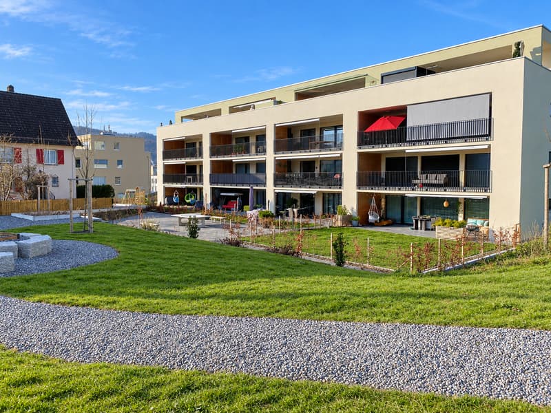 EG Terrassewohnung, Beste Angebot mit Grillplatz und, und und!! (2)