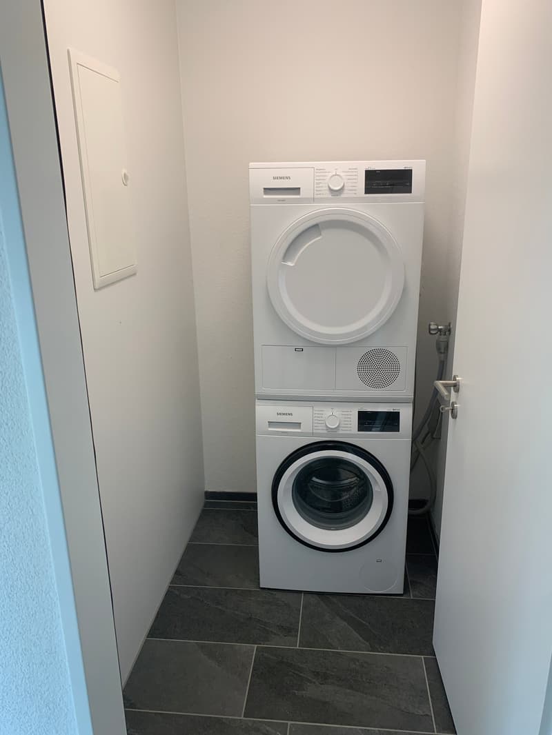 Super schöne Gartenwohnung mit Wintergarten. (21)