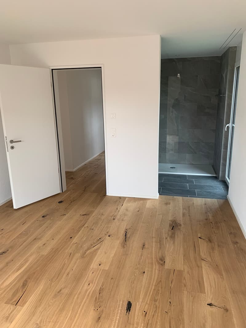 Super schöne Gartenwohnung mit Wintergarten. (15)