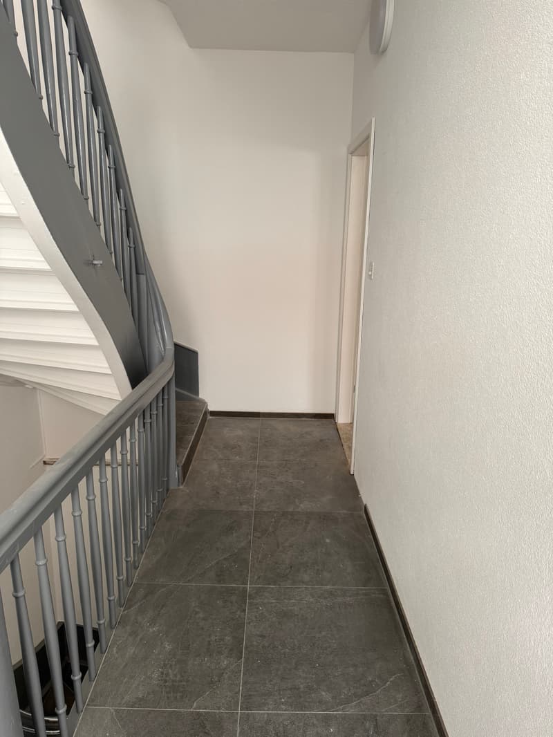 Immeuble de rendement entièrement rénové à Saint-Imier – 5.7% net (4)