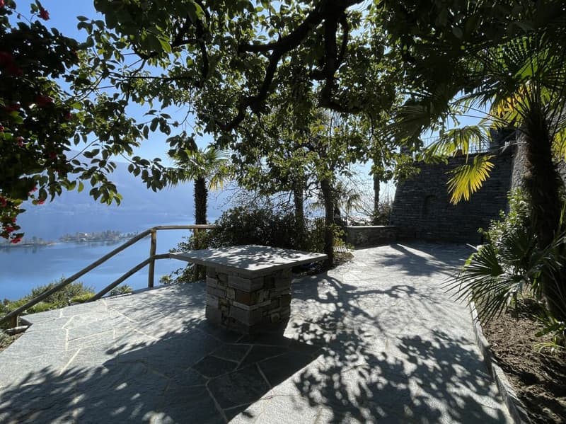 Ronco sopra Ascona - Modernes Tessiner-Haus (8)