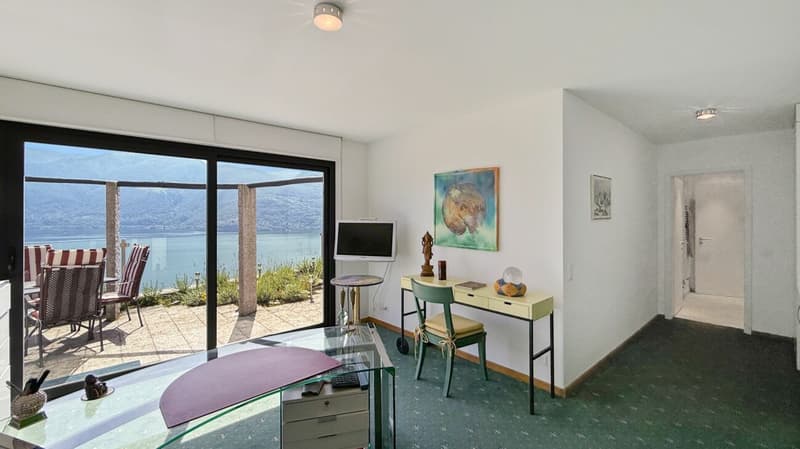 Brissago - Moderne Villa mit Aufzug und Innenpool (11)
