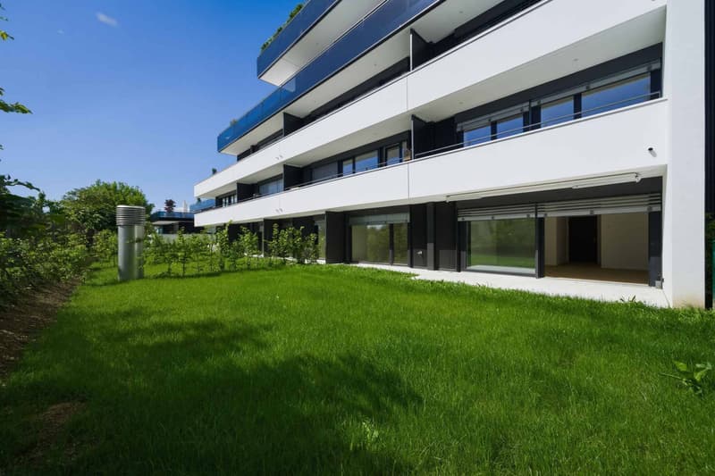 Appartement neuf de 2.5 pièces avec terrasse et jardin privatif (1)