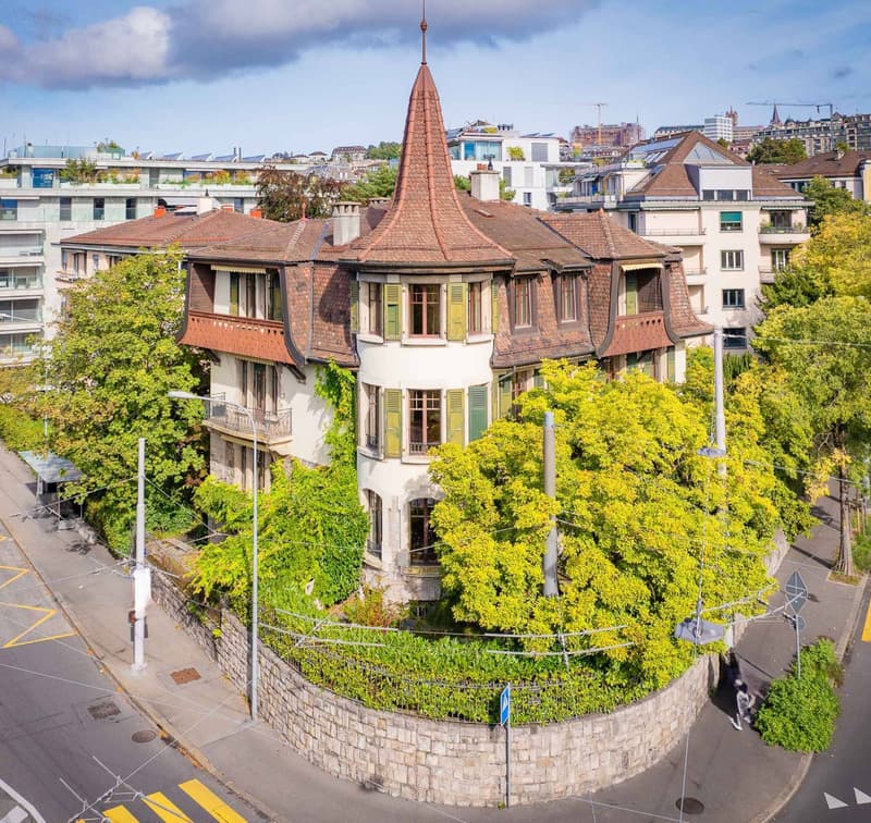 Appartement Haussmannien d'exception de 155m2 avec jardin. (2)