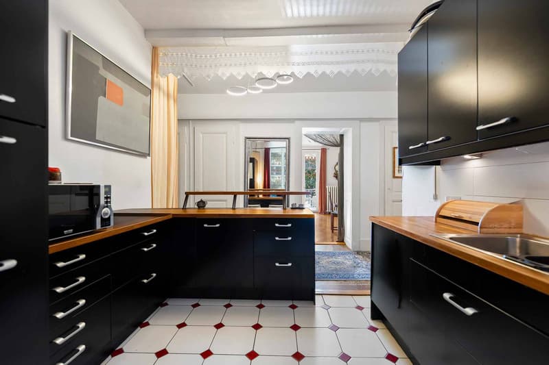 Aux portes de la ville : Bel appartement de 4.5 pièces avec jardin privatif (4)