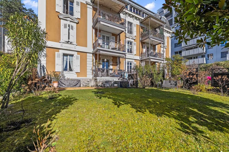 Aux portes de la ville : Bel appartement de 4.5 pièces avec jardin privatif (2)