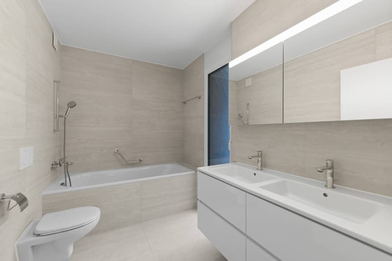 Appartement de 4,5 pièces de standing. Vue sur lac et grand balcon couvert de 76m2. (5)