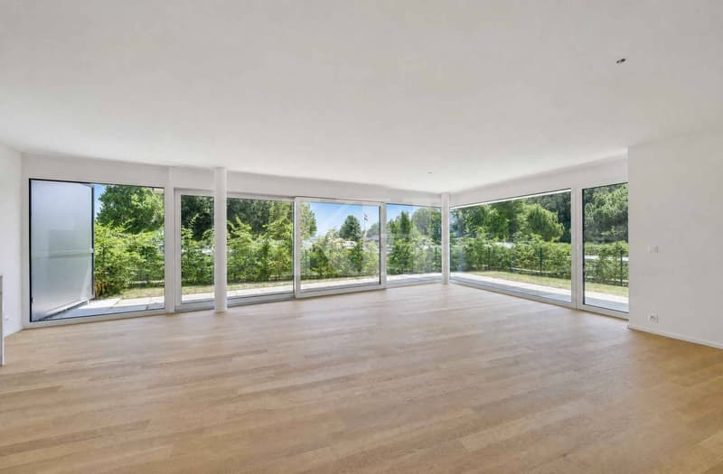 Appartement de 5,5 pièces neuf avec magnifiques finitions en rez de jardin ! (5)