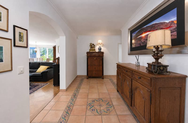 Exclusivité : Splendide appartement de 156 m² avec vue sur le lac (6)