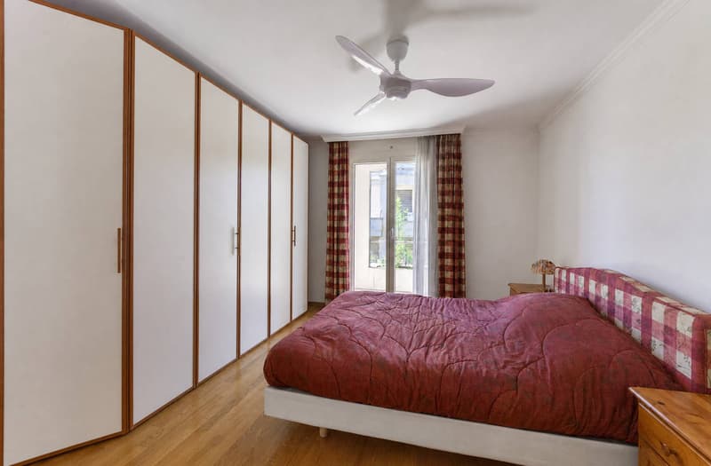 Exclusivité : Splendide appartement de 156 m² avec vue sur le lac (9)